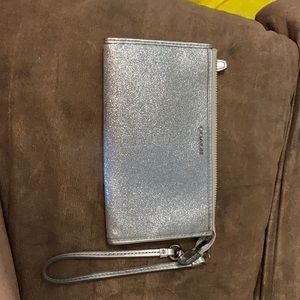 Silver sparkly wristlet